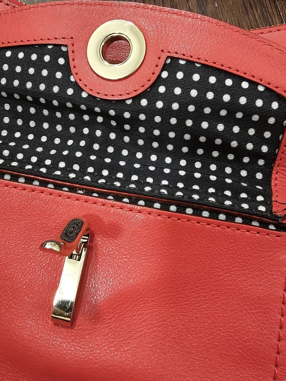 Kate Spade Coral Red Leather Crossbody Bag - Picture 7 of 12